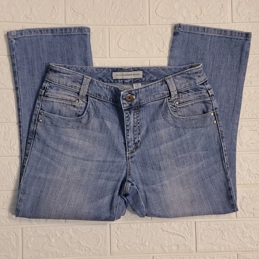 Chicos Platinum Denim Blue Jean Capris NWOT - Picture 2 of 15